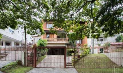 Casa para Venda - 416.89m², 4 dormitórios, sendo 1 suites, 5 vagas - Tristeza