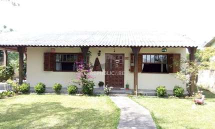 Casa para Venda - 223.57m², 2 dormitórios, 3 vagas - Centro