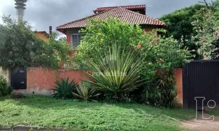 Casa para Venda - 250m², 3 dormitórios, Santa Tereza