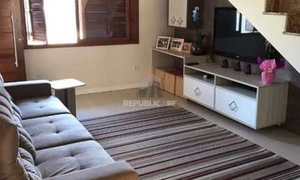 Casa para Venda - 160m², 3 dormitórios, sendo 1 suites, 3 vagas - Tristeza