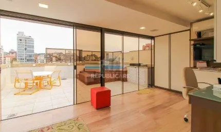 Cobertura para Venda - 252m², 3 dormitórios, sendo 1 suites, 2 vagas - Menino De