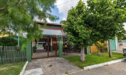 Casa com 2 quartos à venda na Rua Álamo-Branco, 45, Restinga, Porto Alegre