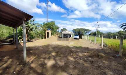 Terreno no bairro Lageado  com 2 casas de 1 dormitório