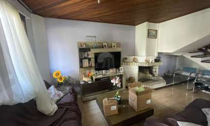 **Casa Residencial à Venda em Porto Alegre, Rio Grande do Sul**