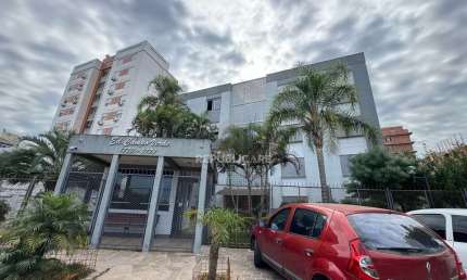 Apartamento no bairro Cristal - 1 dormitórios - 1 vaga de garagem