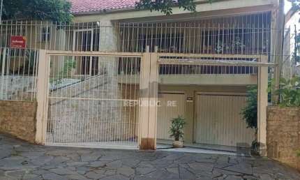 Casa 3 dormitórios à venda Santo Antônio Porto Alegre/RS