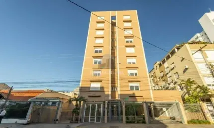 Apartamento de três quartos, suíte e uma vaga de garagem no bairro Santana