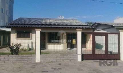 Casa 4 dormitórios à venda Curumim Capão da Canoa/RS