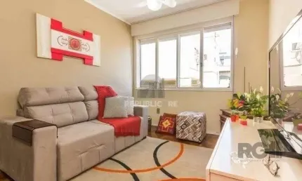 Apartamento 86m² - 3 dormitórios, 2 banheiros, 1 vaga no bairro petrópolis