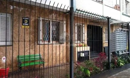 Apartamento de 2 dormitórios no bairro cidade baixa