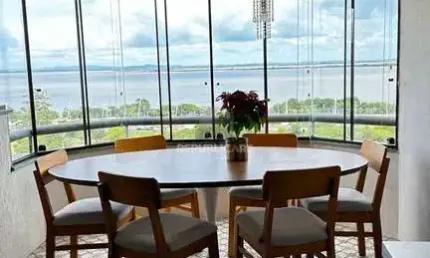 Apartamento com vista para o guaiba, 3 dormitórios com suite