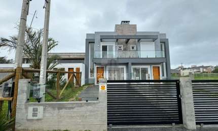 Casa 3 dormitórios à venda Atlântida Sul Xangri-Lá/RS