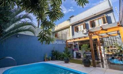 Casa 3 dormitórios no bairro Jardim América, em São Leopoldo