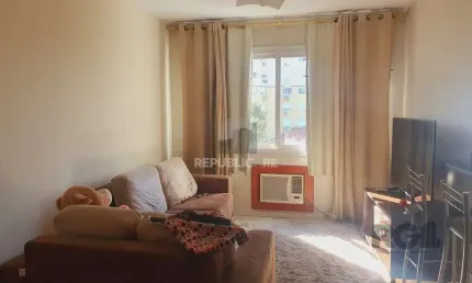 Apartamento de 02 dormitórios, no bairro Partenon, para locação