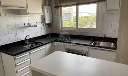 Apartamento de 1 quarto e 1 vaga de garagem em frente a PUC na Bento Gonçalves