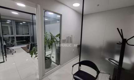 Sala Comercial 1 dormitórios à venda Praia de Belas Porto Alegre/RS