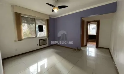 Apartamento de um quarto e uma vaga de garagem no Centro de Porto Alegre