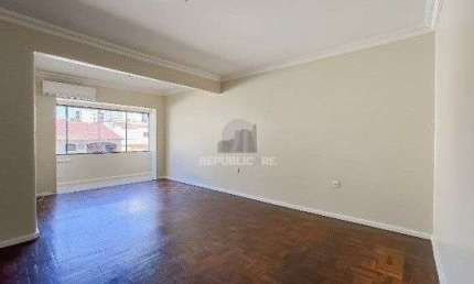 Vende-se amplo apartamento com 3 quartos - 113 m² -Rio Branco