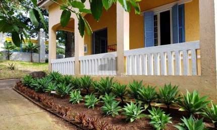 Casa Centenária no Bairro Belém Velho Residencial/Comercial