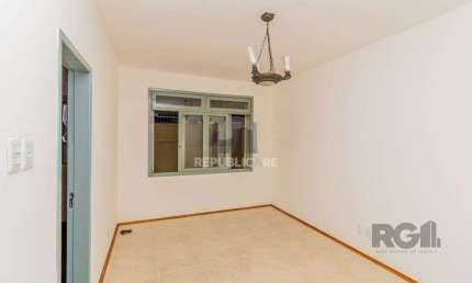 Excelente apartamento de 92m² com 2 dormitórios no bairro Bom Fim.