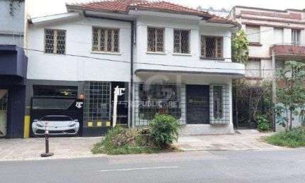 Casa para Venda - 200m², 2 dormitórios, 1 vaga - Moinhos de Vento