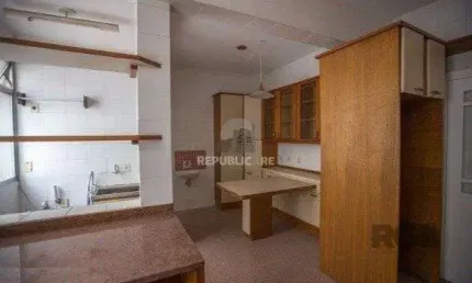 Apartamento 3 dormitórios à venda Centro Histórico Porto Alegre/RS