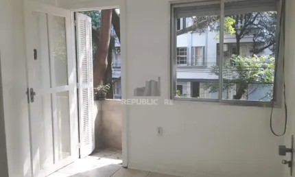 Apartamento, 117 m², 4 quartos, 1 suíte, Centro Histórico- Porto Alegre/RS