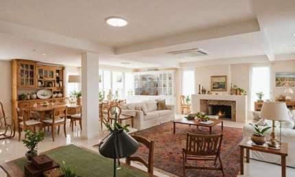 Vende-se ampla cobertura com 3 suítes, 3 vagas e 261 m² - Bela Vista