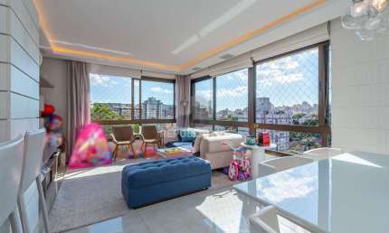 APARTAMENTODE 3 DORMITÓRIO COM SUÍTE E 2 VAGAS DE GARAGEM NO MENINO DEUS