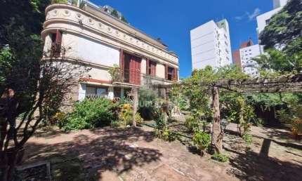 Casa 4 dormitórios à venda Petrópolis Porto Alegre/RS
