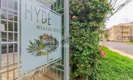 Apartamento para Venda - 101.4m², 3 suítes com 2 vagas - Menino Deus