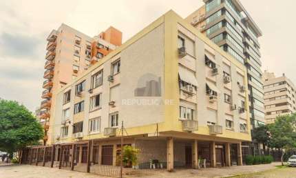 Apartamento de 3 quartos 1 vaga de garagem no bairro Menino Deus em Porto Alegre