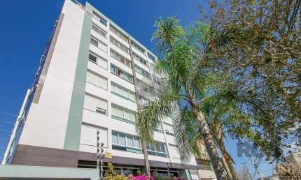 Apartamento com 3 suíte, churrasqueira, vaga de garagem, no bairro Menino Deus,