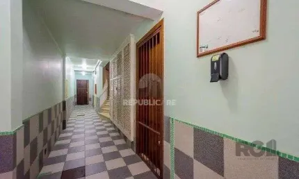 Vendo apartamento 01 dormitório no bairro centro histórico de porto alegre.