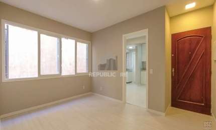 Apartamento 2 dormitórios à venda Centro Histórico Porto Alegre/RS