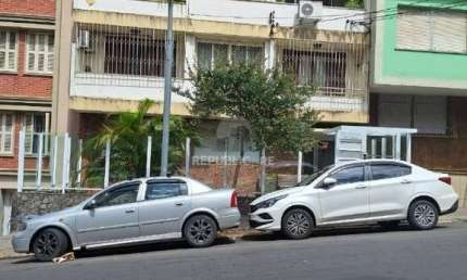 Apartamento 2 dormitórios à venda Floresta Porto Alegre/RS