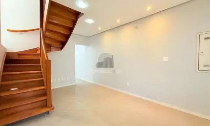 CASA 230m² 5 QUARTOS/SALAS, 3 VAGAS DE GARAGEM - USO RESIDENCIAL OU COMERCIAL