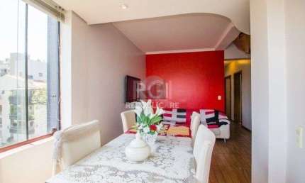 Vende-se cobertura - 171m², 2 dormitórios, sendo 1 suite, 2 vagas - Petrópolis