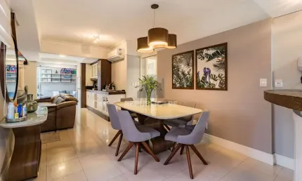 Apartamento à venda no bairro Petrópolis em Porto Alegre/RS