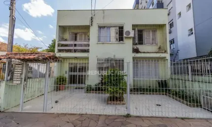Apartamento térreo 2 dormitórios no jardim botânico – amplo e iluminado