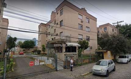 Apartamento na Rua Amadeu Fagundes de Oliveira Freitas, Morro Santana, POA