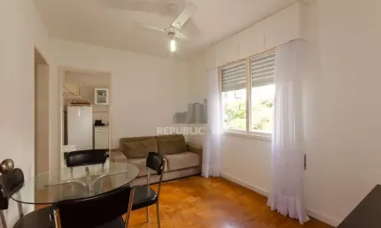 Condomínio Edifício das Nações Apartamento de 2 Dormitórios no Bairro Petrópolis