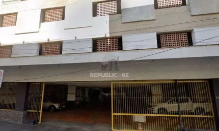 Box para Venda - 12m², 0 dormitórios, 1 vaga - Centro Histórico