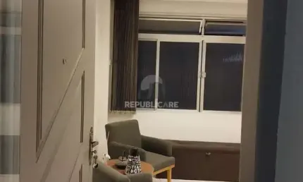 Oportunidade, conj. comercial, semimobiliado no centro de Porto Alegre. R$ 100.0