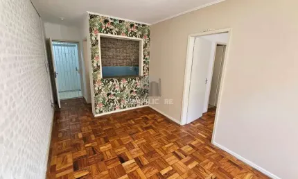 Apto 1 Dormitório Reformado na Cidade Baixa – Ótima Localização