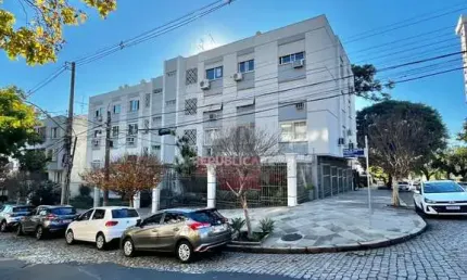 Apto de 03 dorm, 02 banheiros e dep empregada no coração do Bairro Higienópolis