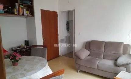 Apartamento com 02 dormitórios  com estacionamento convenção