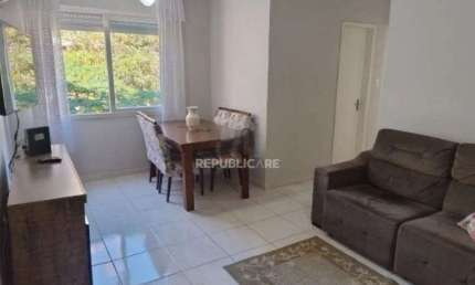 Apartamento de 2 dormitórios com 1 vaga de garagem no bairro Passo da Areia