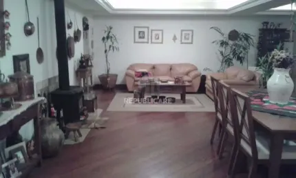 Casa para Venda - 430m², 3 dormitórios, sendo 1 suites, 4 vagas - Jardim Isabel