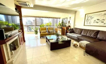 Ótimo apartamento com 3 dormitórios e 2 vagas em localização estratégica!